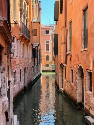 San Marco Apartment With Canal View Venetië Buitenkant foto